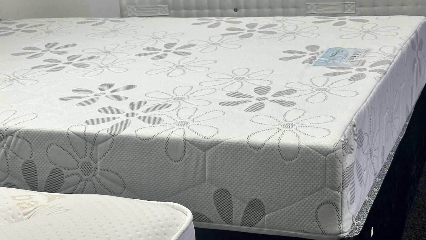 High-Density Hard Foam Mattress (25 cm) - Very Firm